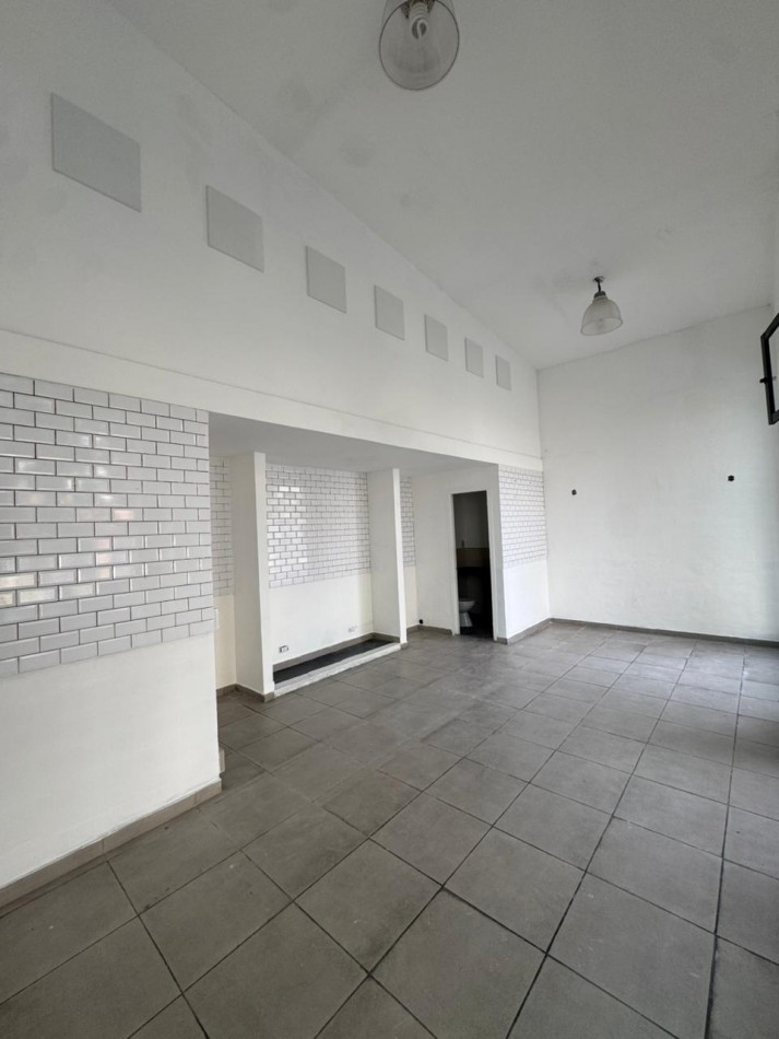 Local comercial en Candioti Sur