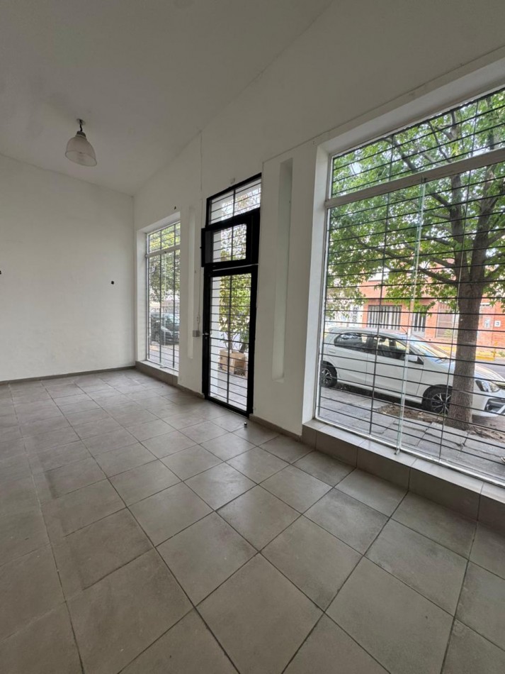 Local comercial en Candioti Sur