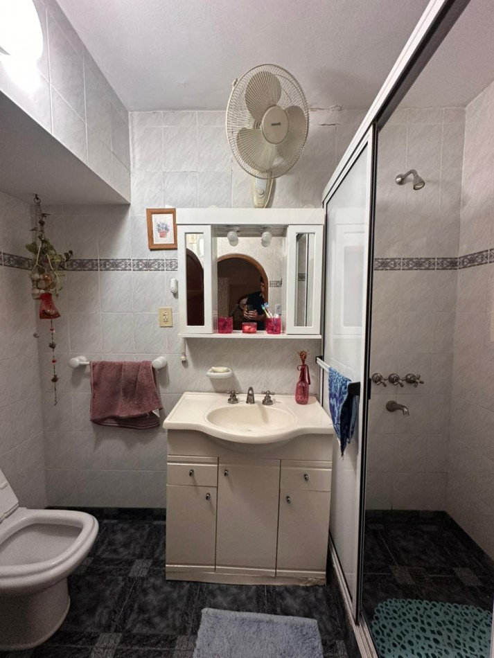 VENTA DE CASA AL FRENTE EN GUADALUPE ESTE