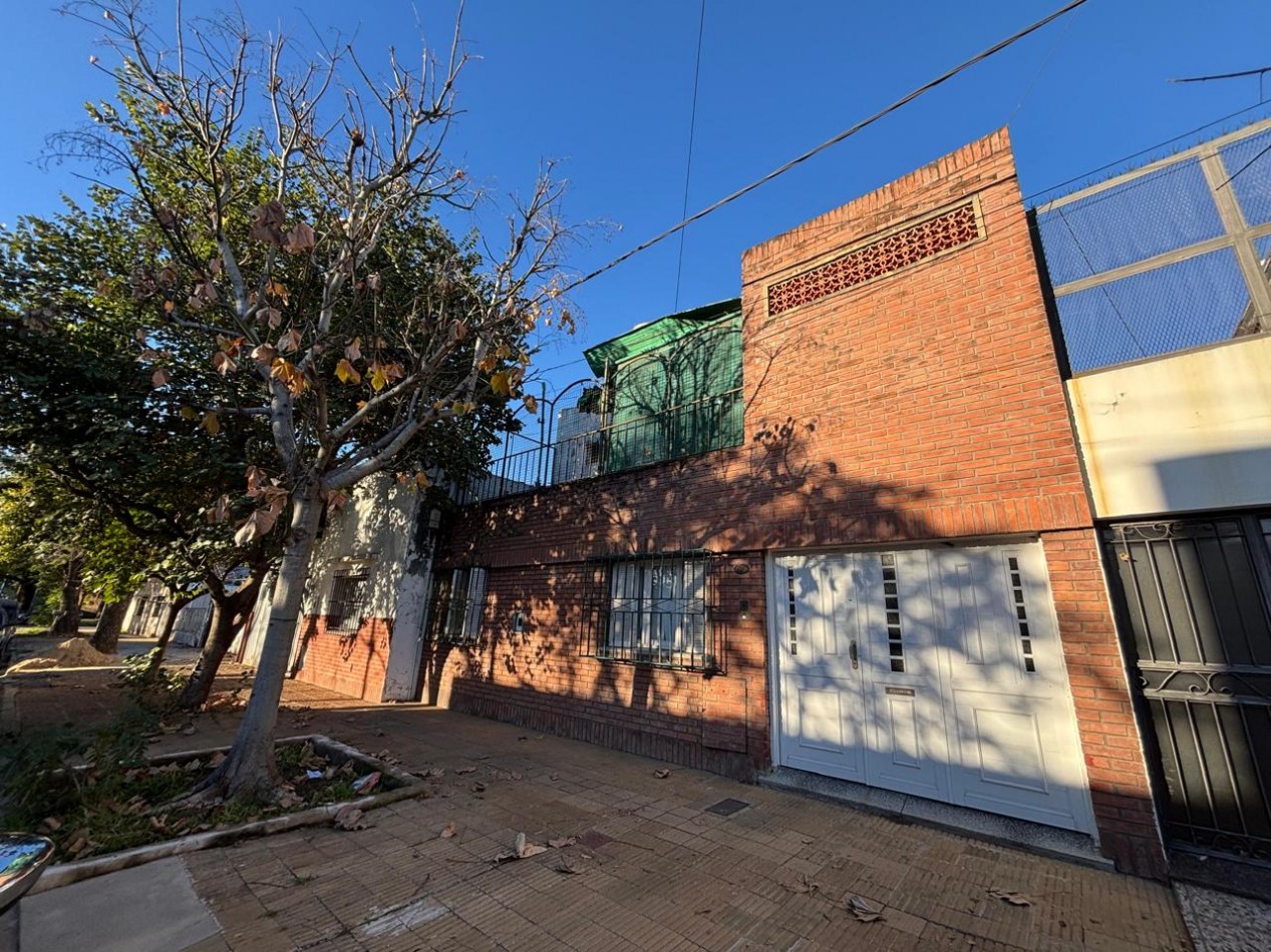 CASAS DE DOS PLANTAS EN BARRIO ROMA