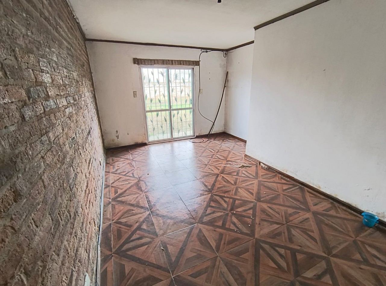 Casa al frente en barrio Punta Norte