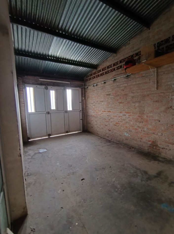 Casa al frente en barrio Punta Norte