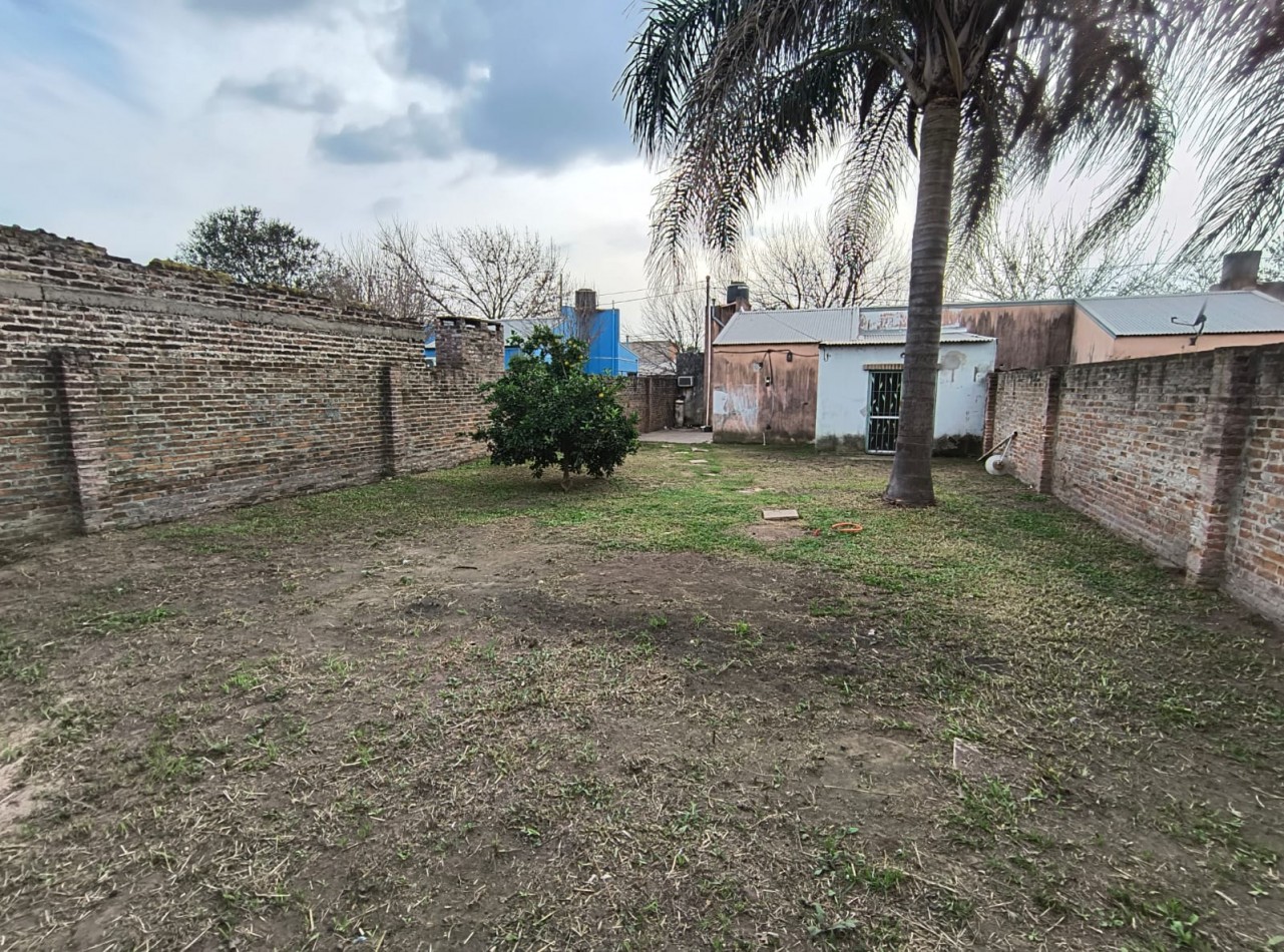 Casa al frente en barrio Punta Norte