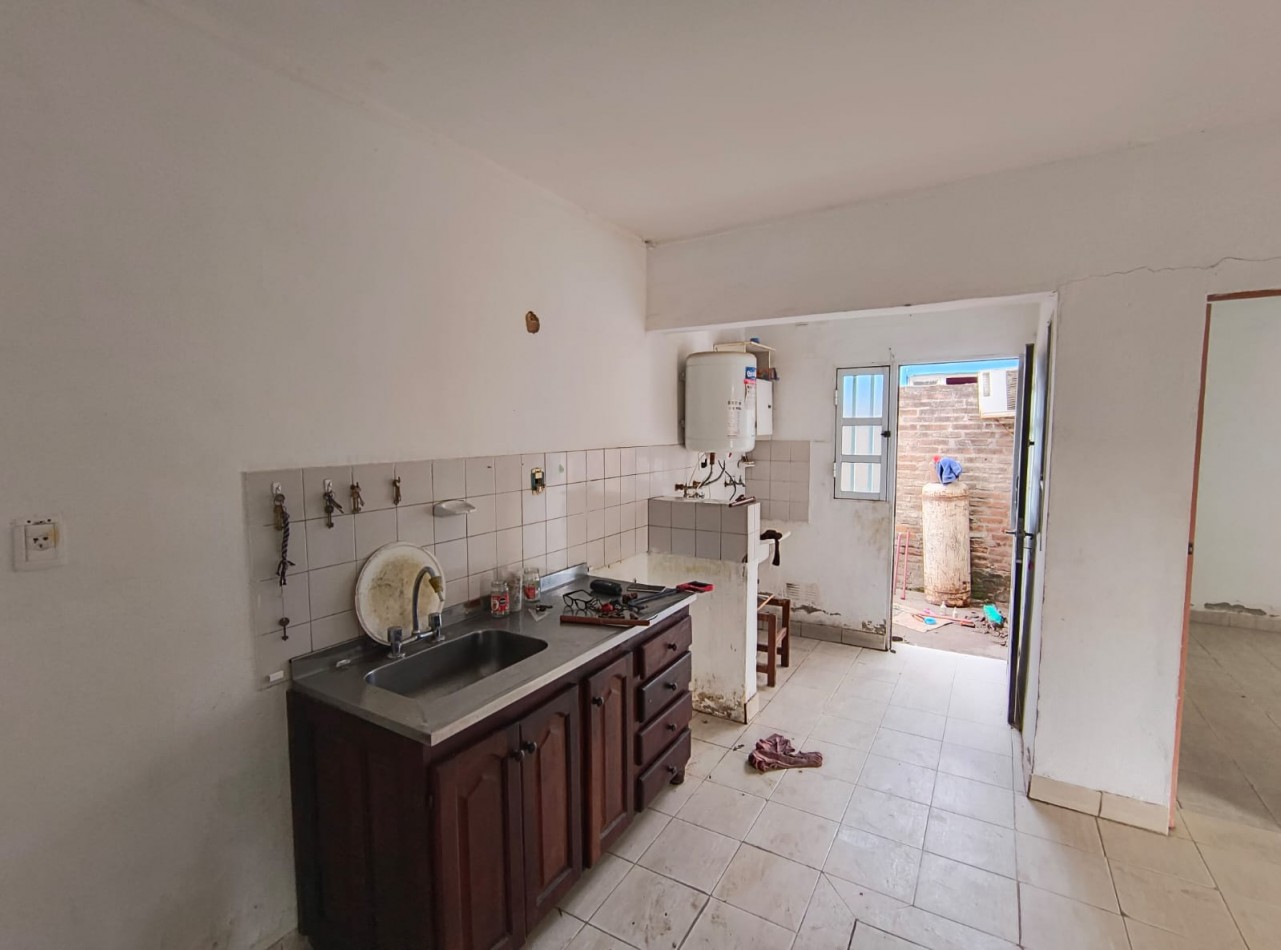 Casa al frente en barrio Punta Norte