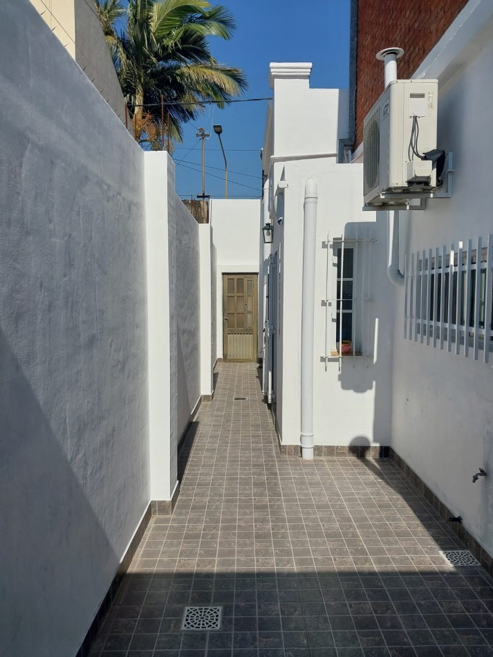 CASA DE DOS PLANTAS EN GUADALUPE ESTE