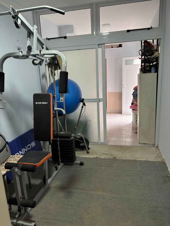 CASA DE DOS PLANTAS EN GUADALUPE ESTE