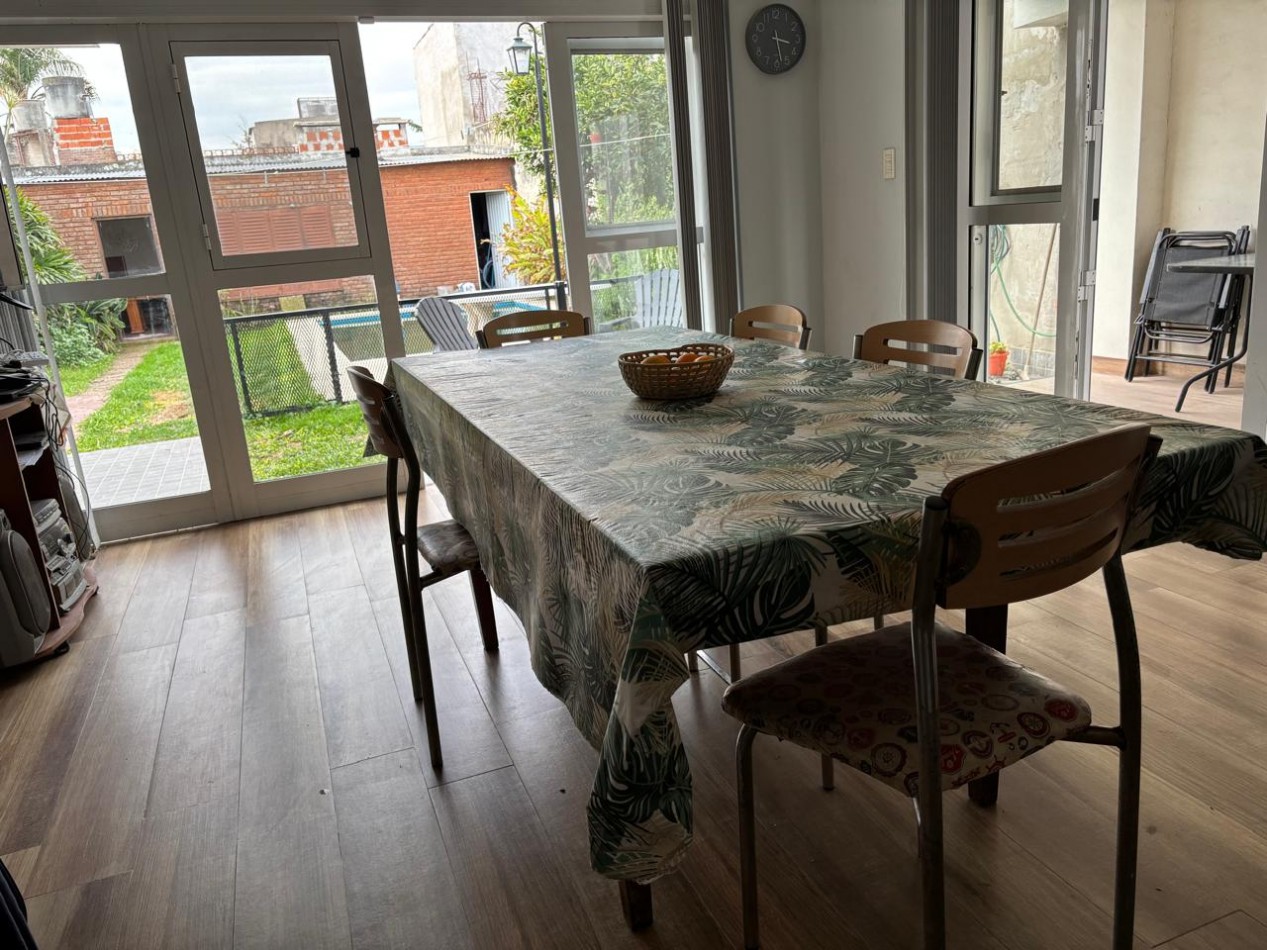 CASA DE DOS PLANTAS EN GUADALUPE ESTE