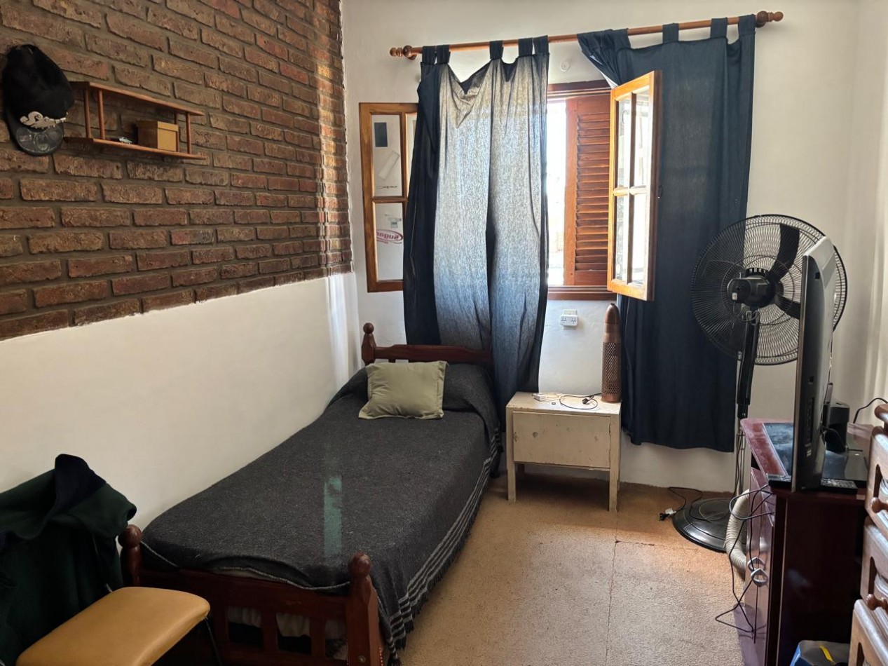 CASA DE DOS PLANTAS EN GUADALUPE ESTE