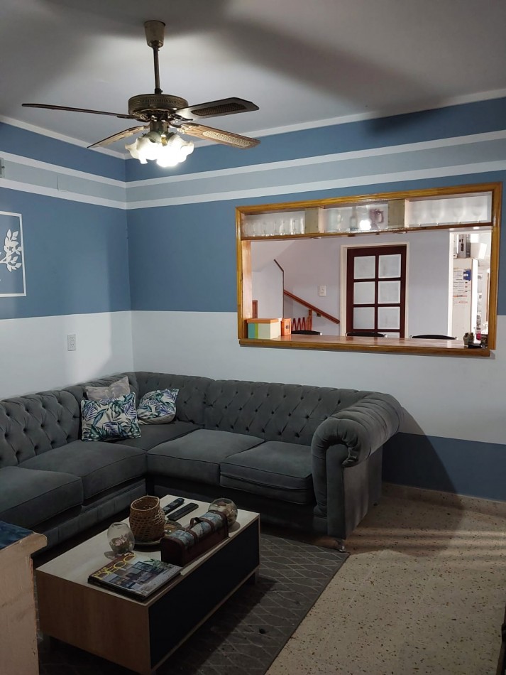 CASA DE DOS PLANTAS EN GUADALUPE ESTE