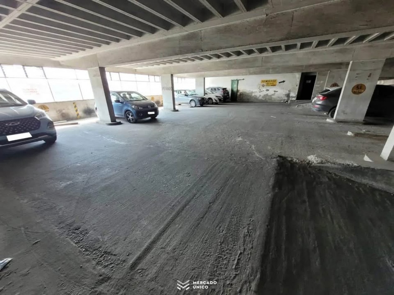 Cocheras en calle Eva Peron 2409 