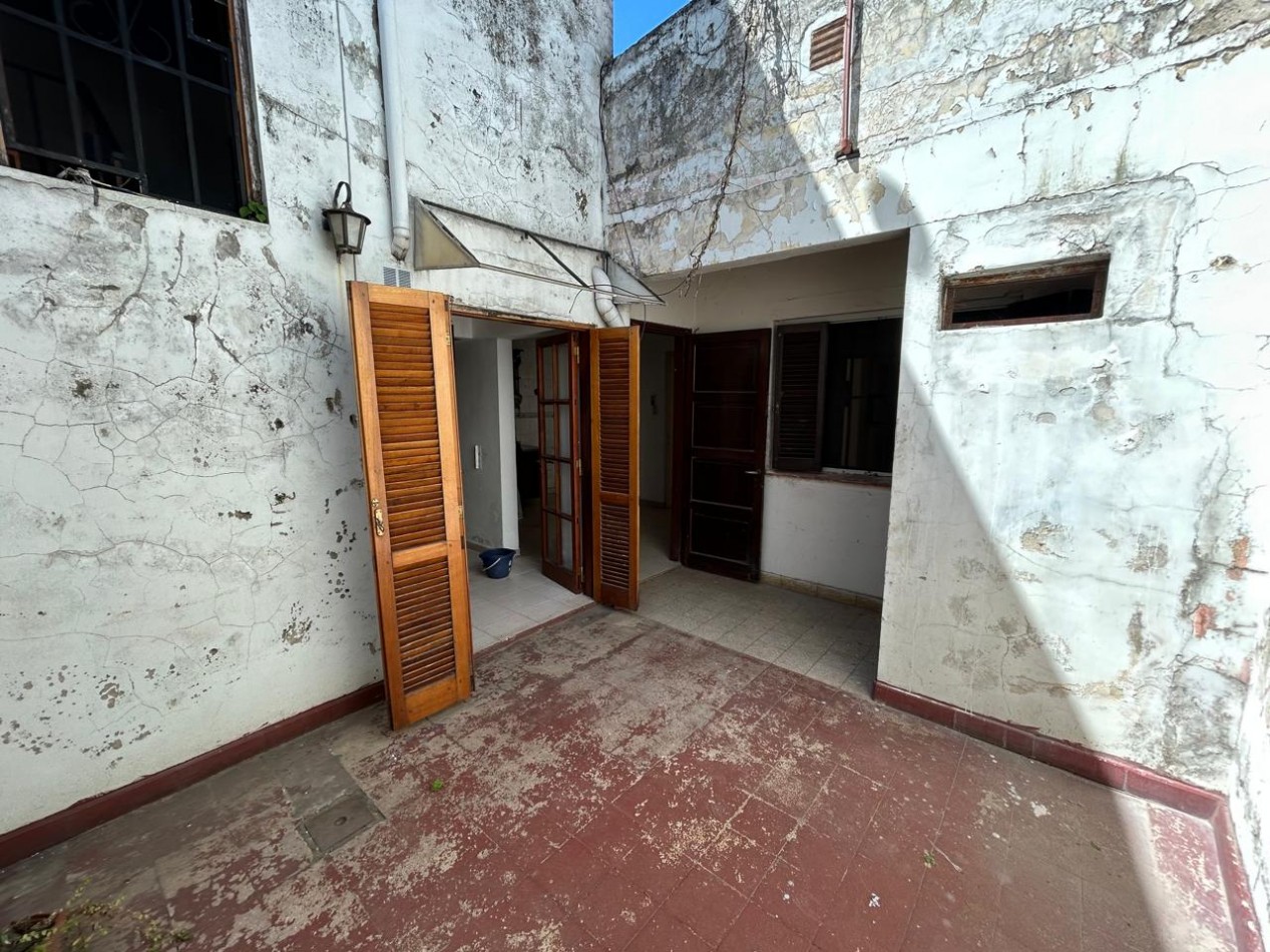 DEPARTAMENTE INTERNO 3 DORMITORIOS EN ZONA SUR