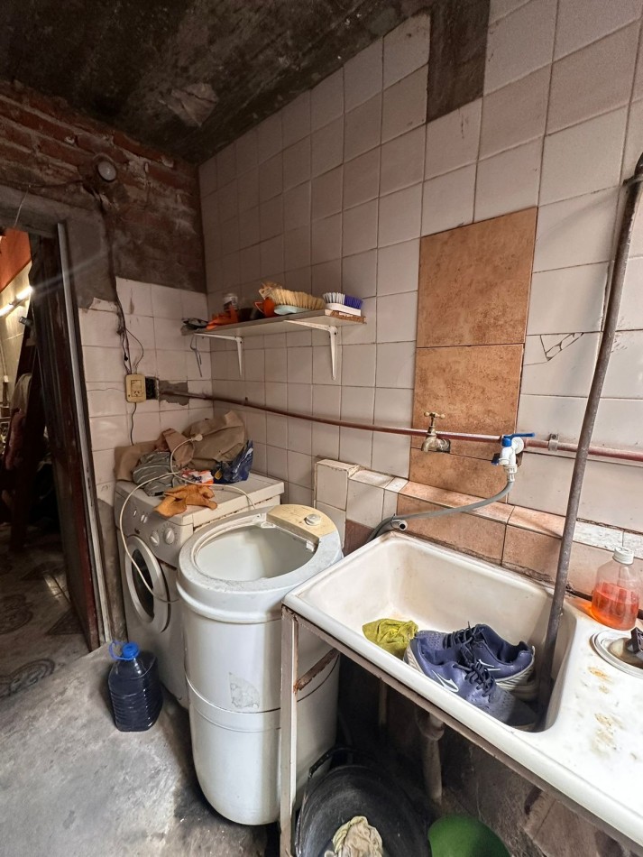 CASA CON LOCAL EN ZONA NORTE